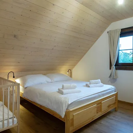 Tatralake With Barrel Sauna - Pri Mare *